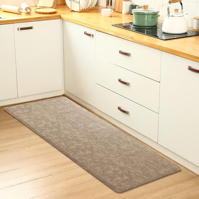 J&V TEXTILES Medallion Embossed Kitchen Mat Cushioned Anti Fatigue Floor Mat, Thick Non Slip Waterproof Kitchen Rugs and Mats, Standing Mat for Kitchen,Floor,Desk,Sink,Laundry, (Beige, 17" X 28")