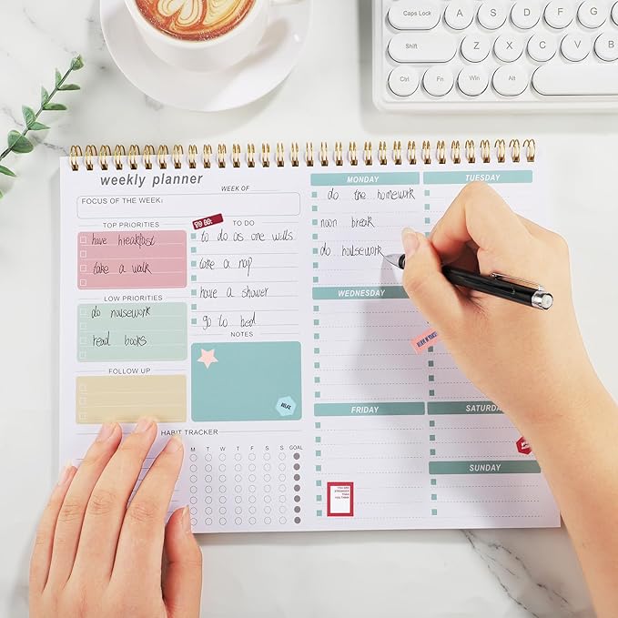 Weekly To Do List Notepad, 8.5''x11'' Weekly Desk Planner with 52 Tear Off Sheets Undated Weekly Planner Habit Tracker & Productivity Organizer for Home School and Work, Green