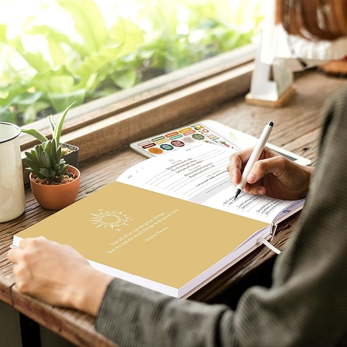 Lanpn Daily Gratitude Journal for Men Woman, The 5 Minute Gratitude Diary with Prompts, Linen Mindfulness Affirmation Positivity Planner, 156 Page Better Every Day Reflection Guided Notebook, Grey