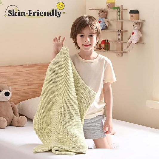 Guohaoi Knitted Weighted Lap Pad (Cream 20"x30" 2lbs) No Beads Cooling Weighted Blanket Kids for Nap, Breathable Chunky Knit Blanket, Small Throw Blanket for Travel Indoor Outdoor