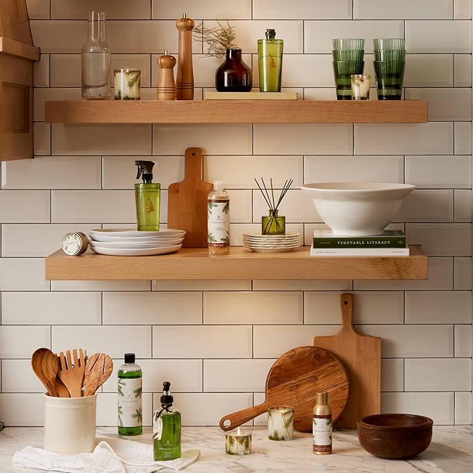 Thymes Frasier Fir Reed Diffuser Set – Includes Reeds, Fragrance Oil, and Frosted Glass Bottle – Fragrance Oil Diffuser – Room Fresheners – Luxury Home Decor – Green (Heritage, 4 fl oz)