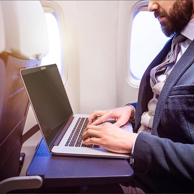 StarTech.com Laptop Privacy Screen for 13 inch MacBook Pro & MacBook Air - Magnetic Removable Security Filter - Blue Light Reducing Screen Protector 16:10 - Matte/Glossy - +/-30 Degree, TAA