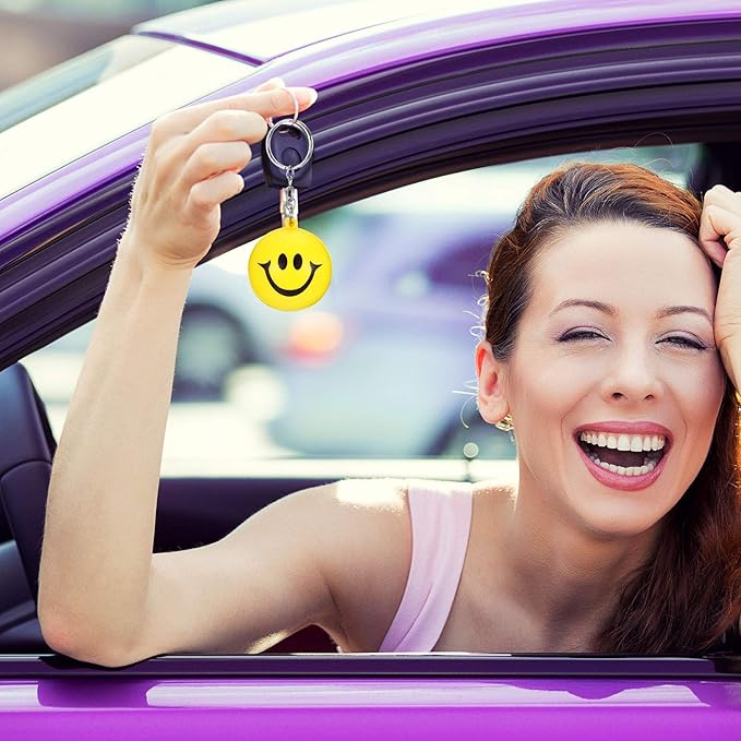 Blulu 20 Pack Smile Stress Balls Keychains Mini Foam Ball Keychains Yellow Stress Relief Gifts for Party Favors, School Carnival Reward, Birthday Party Supplies, Goodie Bag Stuffers