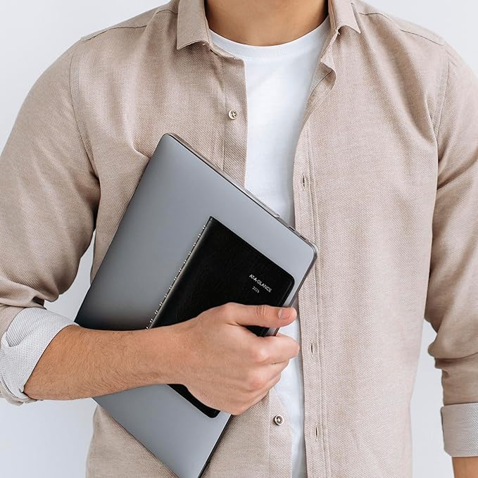 AT-A-GLANCE 2026 Planner, Daily, Open Scheduling, 5" x 8", Small, DayMinder, Black (SK460026)