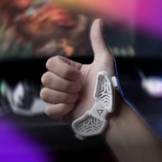 DELTAHUB Carpio G2.0 - Advanced Ergonomic Right-Handed Gaming Wrist Rest for Mouse - Superior Support for Serious Gamers - Anti-Fatigue, Smooth Glide (Large, Right, Green)