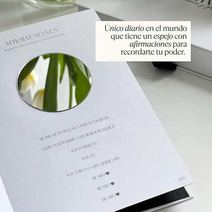 Daily Gratitude Journal & Dreams Planner Undated | For Mindfulness, Purpose & Success | Includes Mirror for Affirmations & Luxury Gift Box (Spanish Edition) – Stay present while achieving your dreams - Diario de Sueños y Gratitud