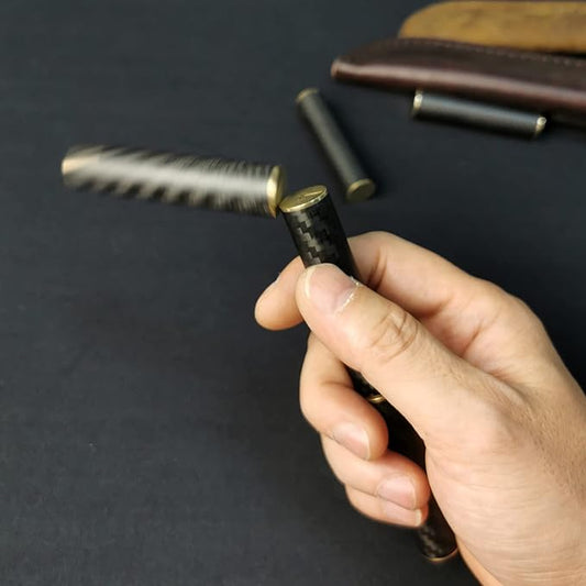 EDC Fidget Toys Stress Relief for Adults Magnetic Metal Carbon Fiber Three-Section Rotating Creative Gift