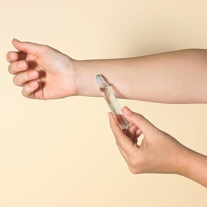 Aromatherapy Associates Deep Relax Roller Ball. Premium Blend of Vetivert, Chamomile and Sandalwood Essential Oils to Relax and Calm on The Go (0.34 fl oz)