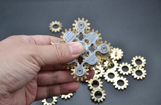 FREELOVE Gear Metal Fidget Spinner Toys for Adults, Small Mini Tiny Pockget Figette, Bike Chain, Copper Brass Hands Gyro, Quiet Silent Cool Cube for Anxiety Men (9 Gears Linkage, Silver-Brass)