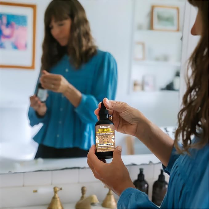 Lifecykel - Shiitake Mushroom Extract with Kakadu Plum- Hair, Skin & Nail Support, Anti Aging Supplement- 100% Organic Mushrooms, Immune Boosting, Vitamin C Made in The US- 2 Fl oz(Packaging May Vary)