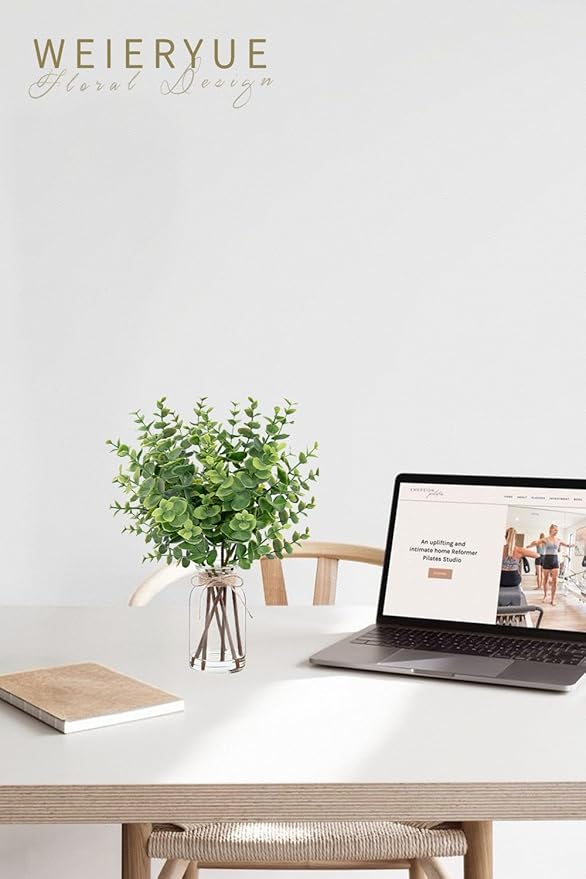 Artificial Eucalyptus Stems in Glass Vase with Faux Water,Artificial Plants Eucalyptus Leaves for Shelf Desk Bathroom Farmhouse Room Coffee Table Home Decor, Central Decoration.