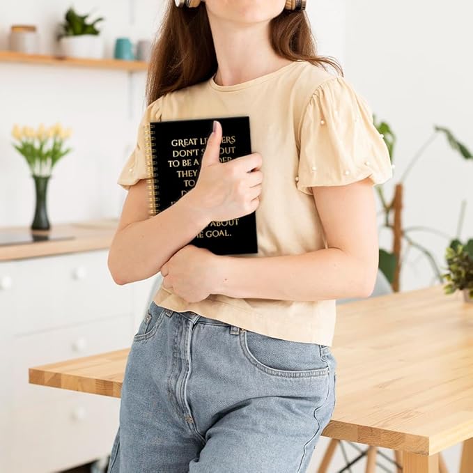 PUVOXHO Great Leaders Don't Set Out to be A Leader 160 Blank Pages Spiral Notebook, Thank you Gifts for Female male Boss Leader Manager Advisor Teacher Coach Mentor, Teamwork Gifts for Coworkers