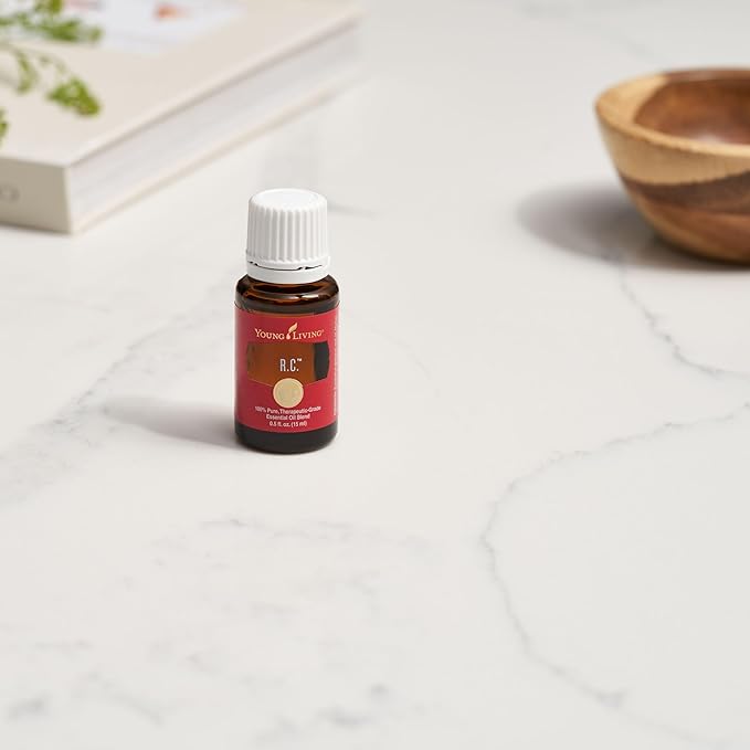 Young Living - R.C. Premium Essential Oil 15 ml | Aromatherapy for Diffuser | Suitable for Massage & Yoga Practice with a Menthol & Refreshing Scent | 100% Pure & Natural
