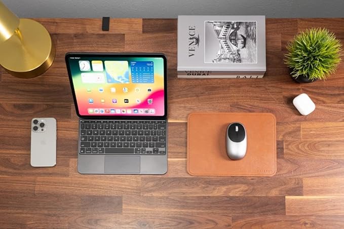 Satechi Vegan-Leather Mouse Pad, Ergonomic, Reversible, Scratch and Water Resistant, Easy to Clean, for Office and Home, 9.8" x 7.5" x 0.14" - Brown