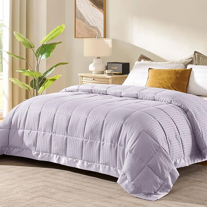 downluxe King Size Blanket with Satin Trim, Lightweight Down Alternative King Blanket for All Season, Machine Washable (Lilac, 108 x 90 Inch)