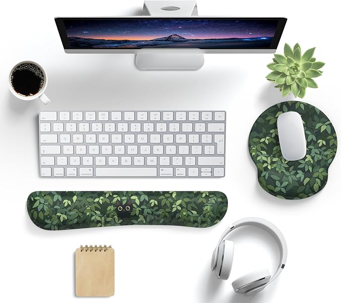 Cute Ergonomic Green Mouse Pad Cat Wrist Support,[ 20% Larger] Wrist Rest Gel Anime Kawaii 3D Green Office Plants Mouse Pads, Keyboards Silicon Wrist Pad,Pain Relief,Game Work Study Home Office.