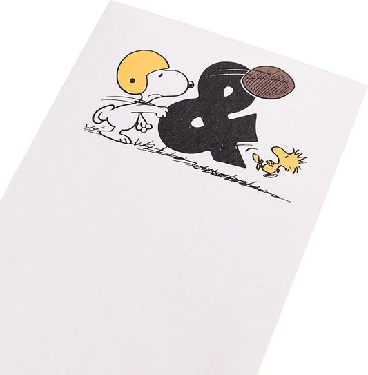Graphique Peanuts Football Magnetic Notepad, 100 Tear-Away Sheets for Grocery, Shopping & To-Do Lists, Writing Pad for Fridge, Kitchen, Office