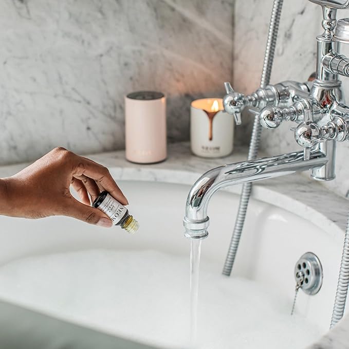 NEOM - Essential Oil Blend, 10ml | Lavender, Jasmine & Sandalwood | Aromatherapy Diffuser Oils with Calming Essential Oil Blend | 100% Natural Fragrances | Tranquil & Relax | Signature De-Stress Scent