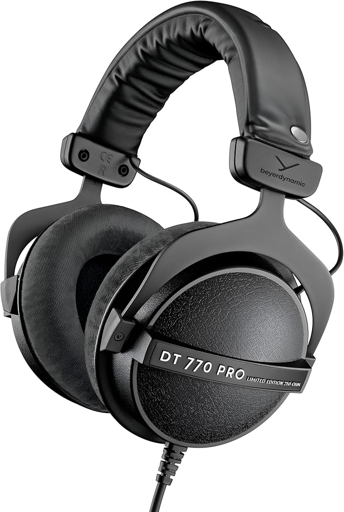 beyerdynamic DT 770 PRO - 250 OHM LE DT 770 Pro 250 ohm Professional Studio Headphones (Limited Black Edition)