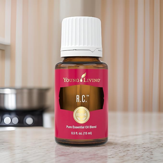 Young Living - R.C. Premium Essential Oil 15 ml | Aromatherapy for Diffuser | Suitable for Massage & Yoga Practice with a Menthol & Refreshing Scent | 100% Pure & Natural