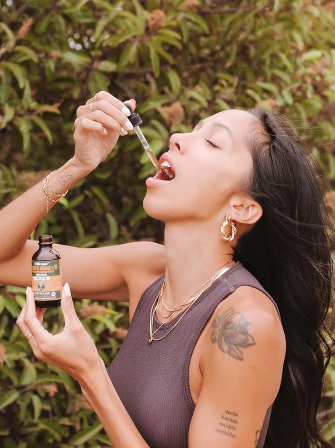 Lifecykel Lion's Mane Mushroom Extract w/Kakadu Plum- Memory Focus Clarity REM Sleep-100% Organic Mushrooms Brain Booster Nootropic Brain Supplement Focus Supplement Made in US, 2 Fl oz (30 Servings)