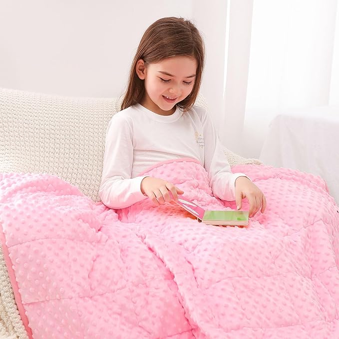 Kivik Weighted Blanket 7 lbs, Small Minky Dotted Blankets, Soft Heavy Blanket Throw, Machine Washable, 41 x 60 Inches Pink