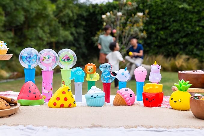 Cool Things Mini Light Up Spinner Toy Wand for Kids - Spinning Lights & Colors - Fun Gift, Summer Toys, Party Entertainment, Autism Sensory Rooms, Classroom Prizes (3 Pack- Safari Friends)