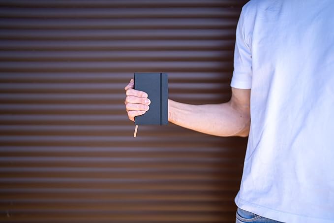 Moleskine Classic Notebook, Hard Cover, Pocket (3.5" x 5.5") Ruled/Lined, Scarlet Red, 192 Pages