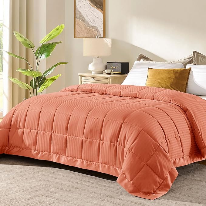 downluxe King Size Blanket with Satin Trim, Lightweight Down Alternative King Blanket for All Season, Machine Washable (Coral, 90x108 Inch)