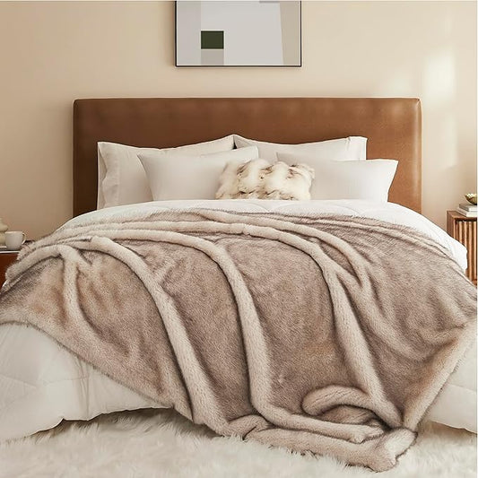 L'AGRATY Faux Fur Throw Blanket: 50''x 60'' Luxury Fluffy Plush Thick Faux Fur Blanket for Bed Couch Sofa - Cozy Soft Fuzzy Blankets for Women Man: Minky Couture Decoration Blanket (Taupe Brown)