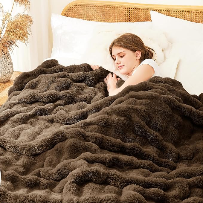 L'AGRATY Faux Rabbit Fur Blanket: 60" x 80" Twin Luxury Soft Fluffy Thick Fur Throw Blanket for Couch Bed Sofa - Cozy Plush Bubble Blankets for Winter: Flannel Fleece Decorative Blanket(Cocoa Brown)