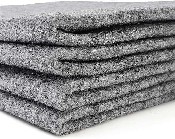 4 Pack Chinese Calligraphy Drawing Felt Mat, 5mm Thick Felt Desk Pad for Sumi Xuan Paper Painting Practice Calligraphy Writing Japanese Drawing, 19.6 x 27.5 inch (50 x 70cm)