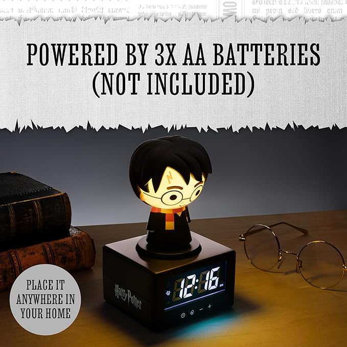 Paladone Harry Potter Digital Alarm Clock, Press Harry Potter for a Lamp or Night Light, Bedside Table Room Decor, Officially Licensed Merchandise