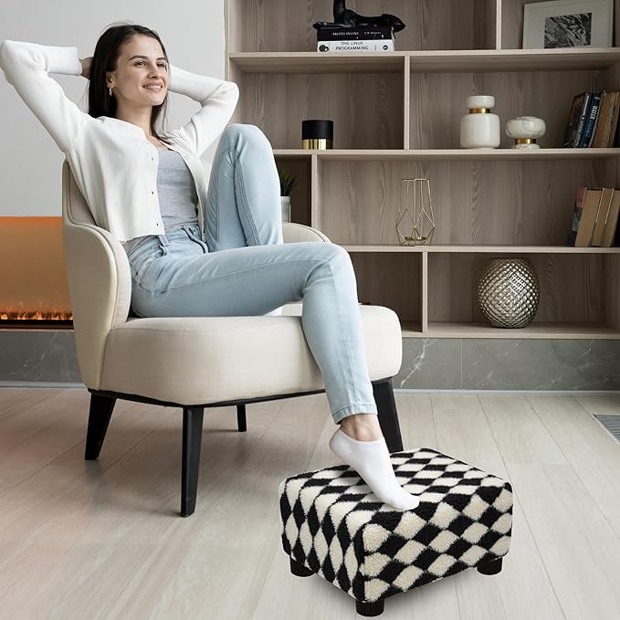 CAROLMADE Small Foot Stool Ottoman Sherpa Footstool with Legs Under Desk Footrest for Living Room Bedroom and Office, Soft Black+White