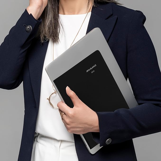 AT-A-GLANCE 2026 Appointment Book Planner, Weekly, 8" x 11", Large, Quarter-Hourly, DayMinder, Black (G5200026)