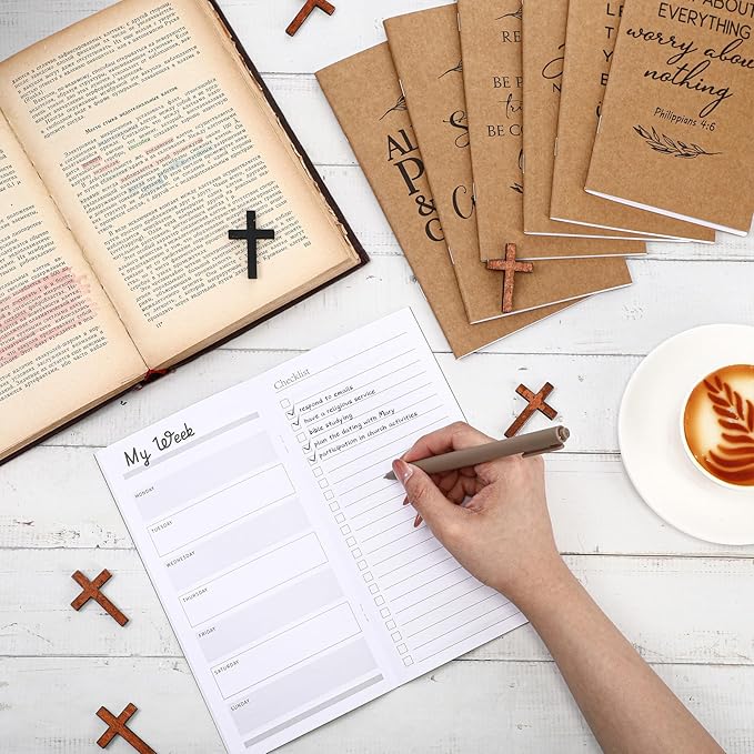 Qilery 30 Pcs Christian Gifts Bulk Pocket Planner 2025-2026 Prayer Journals for Women Men to Do List Weekly Goals for Pastors' Wives Appreciation Day Church Sunday School(Kraft Color,Leaves)