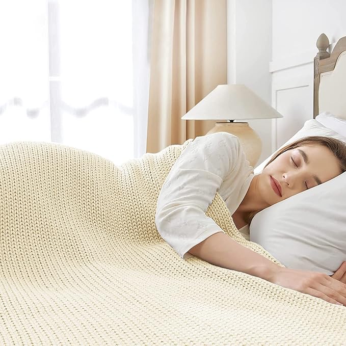 Guohaoi Knitted Weighted Blanket for Adults (Cream 60"x80" 25lbs) No Beads Cooling Throw Blanket for Hot Sleepers, Home Decor Breathable Chunky Knit Heavy Blanket Use on Queen/King Size Bed