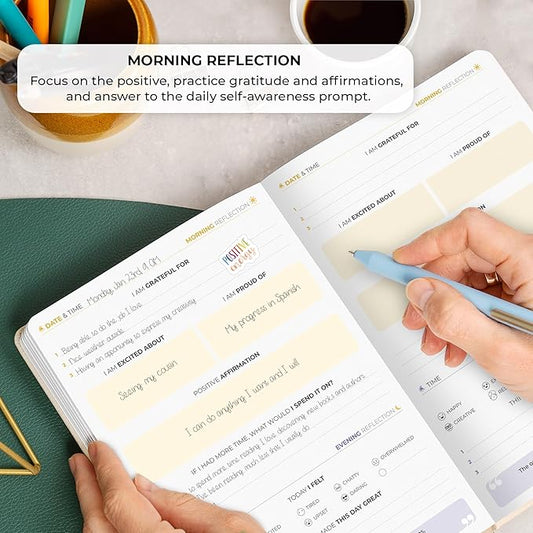 Clever Fox Four-Minute Journal – Daily Positivity Journal with Prompts – Motivational Affirmation, Mental Health & Habit Tracker (Seashell)