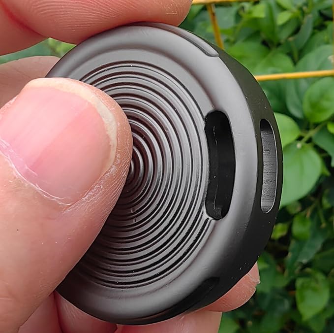 EDC Magnetic Metal Stress Relief Spinner Toy, Anxiety Reducing EDC Fidget Toy for Focus and Calm, Portable Office and Home Use (Grey)