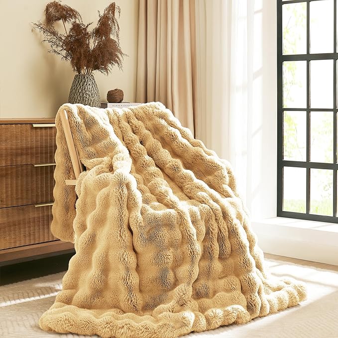 L'AGRATY Faux Rabbit Fur Blanket: 90" x 90" Queen Luxury Soft Fluffy Thick Fur Throw Blanket for Couch Bed - Cozy Plush Bubble Blankets for Winter: Flannel Fleece Decorative Blanket(Milk Tea Brown)