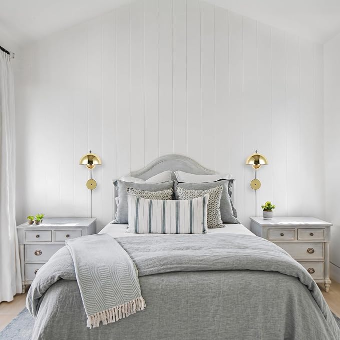 COSYLUX Modern Sleek Plug in Wall Sconce, Hardwired & Corded 2in1 Design Metal Wall Light Fixtures for Bedroom Bedside Reading, Mid-Century Flower Bud Wireless Wall Sconces with Switch, Gold