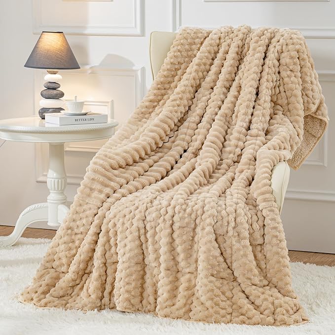 Uttermara Fleece Weighted Blanket for Adults Queen Size 20lbs, Soft Sherpa Weighted Blankets for Sleeping and Calming, Fuzzy Heavy Blanket for Bed and Couch, 60 x 80 Inches, Light Brown