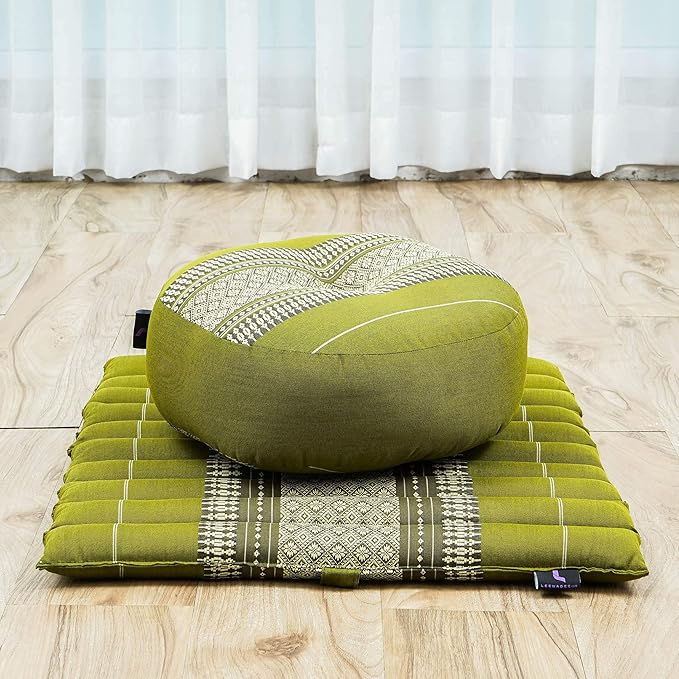 Leewadee Meditation Cushion Set – 1 Small Zafu Yoga Pillow and 1 Small Roll-Up Zabuton Mat Filled with Kapok