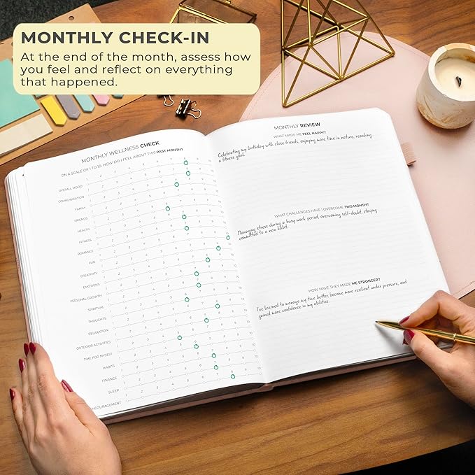 Clever Fox Gratitude Journal Large – Happiness, Positivity & Affirmation Journal – Inspirational Daily Notebook, 3 Months, 8.3x11” (Rose Gold)