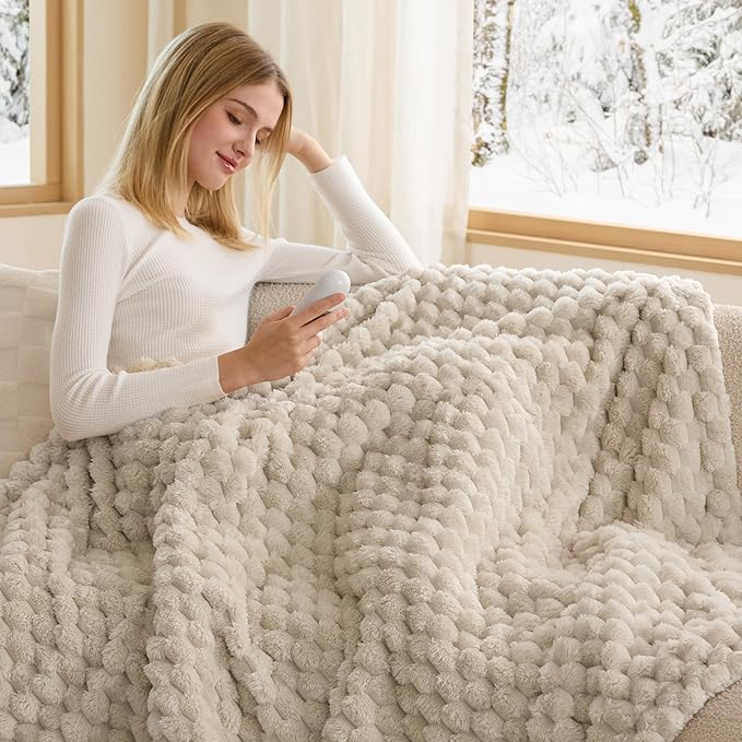 Bedsure Heated Blanket Throw - Super Soft Flannel Sherpa Electric Blanket with Bubble Pattern, Heating with 6 Heating Levels, 4 Time Settings, and 3-Hour Auto-Off (Light Brown, 50x60 inches)