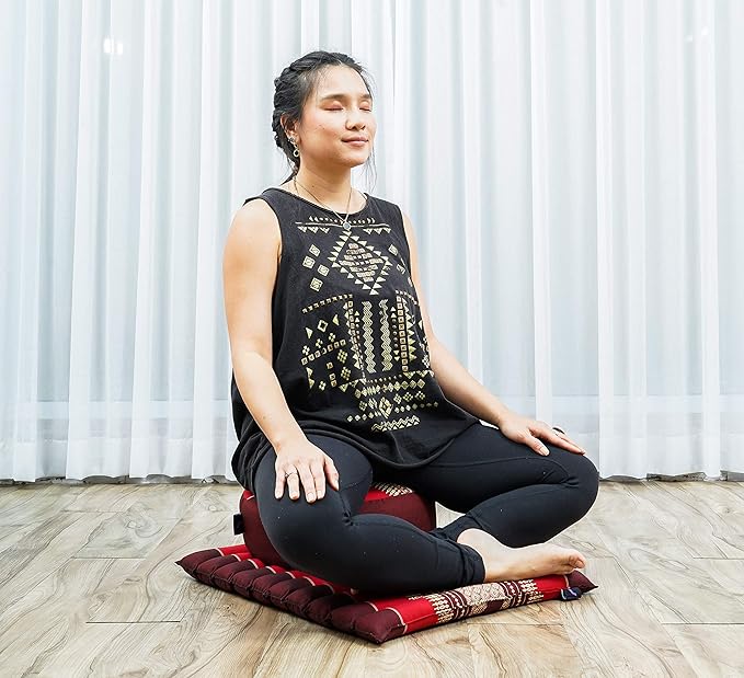 Leewadee Meditation Cushion Set – 1 Small Zafu Yoga Pillow and 1 Small Roll-Up Zabuton Mat Filled with Kapok