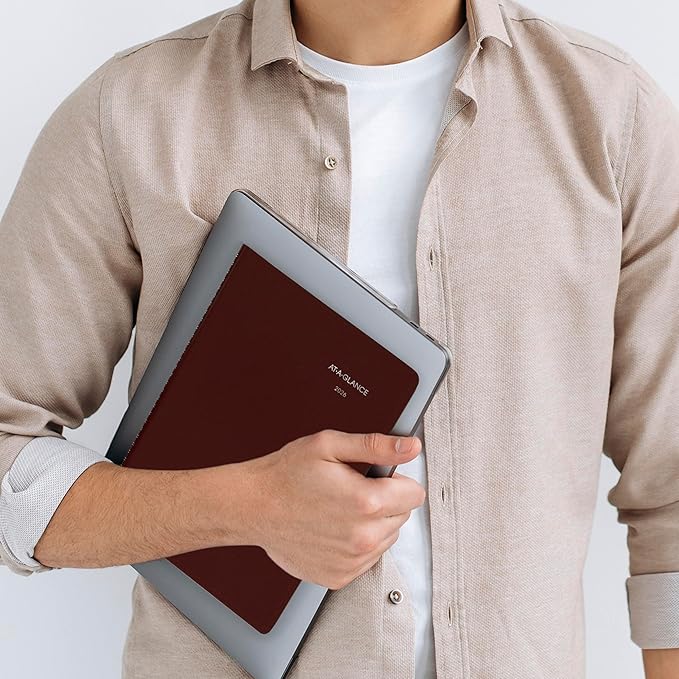 AT-A-GLANCE 2026 Appointment Book Planner, Weekly, 8" x 11", Large, Quarter-Hourly, DayMinder, Burgundy (G5201426)