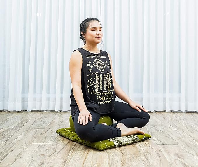 Leewadee Meditation Cushion Set – 1 Small Zafu Yoga Pillow and 1 Small Roll-Up Zabuton Mat Filled with Kapok